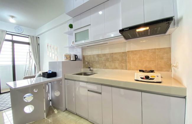 Homey 2Br Furnished Apartment At The Edge Bandung - Photo 16