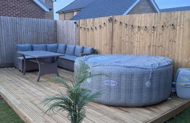 3 bed 3 en-suite - HOT TUB! - Foto 2