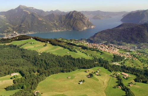 Peace and Lake Mountain Lake Iseo Hospitality - Photo 16