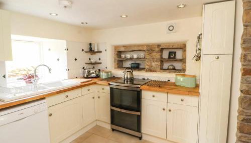 Roger Pot - Photo 2, stove, dishwasher, pet friendly, toaster