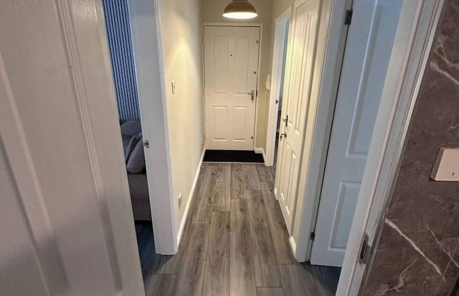 2br-sleeps4-freeparking-wifi-smarttvs - Foto 10