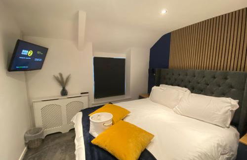 The Cwtch, Log Fire, Sleeps 6, Nr Zip World, Brecon and Bike Park Wales - Photo 23