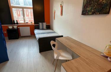 Idéal groupe tarif long séjour maison 4chambres 8lits 2salles de bain 3wc terrasse stationnement gratuit - Foto 18