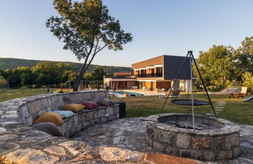 Villa Nella Foresta with private 66sqm heated pool, Whirlpool, Tennis court, Gym, Billiards, 4 en-suite bedrooms - Foto 14