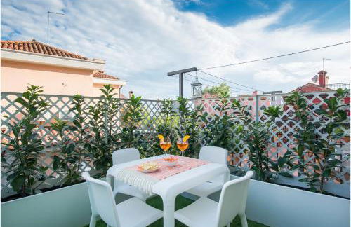 Tiffany Home - Photo 37