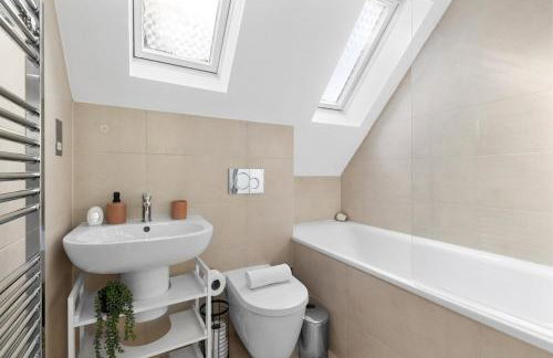 Artistic Flair 1 BD Cottage in NW11 Sleeps 3 - Foto 24