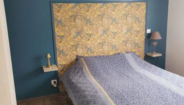 Villa au coeur du village de Castanet - Photo 3