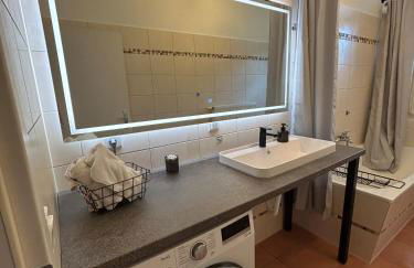 Mintara Komfort Apartment mit Grill -Terrasse, Sky und Parkplatz - Foto 16