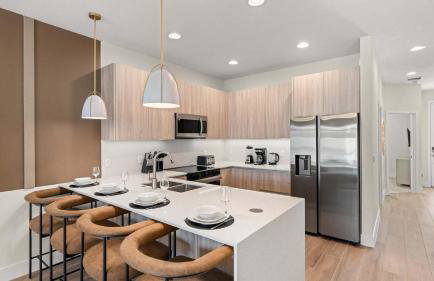 Upstay Pristine 3BR Home with Private Pool & BBQ - Foto 3