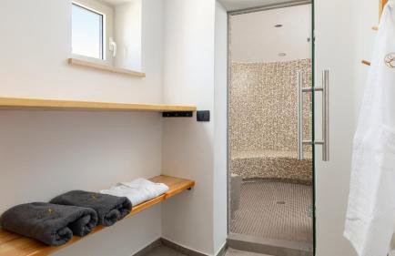 Villa Lucilla by Villas Guide - Photo 50