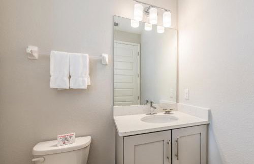 Remarkable Home Near Disney With Theater & Themed Rooms With Waterpark & Resort Access At Encore Resort - 7660Ff - Foto 1