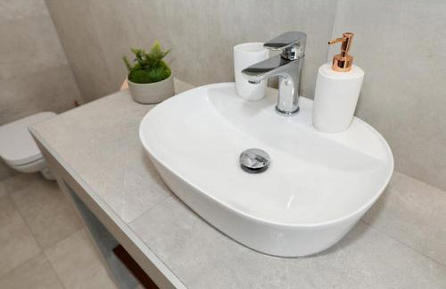 Villa Demare with Heated Pool, Free EVC Station - Foto 35