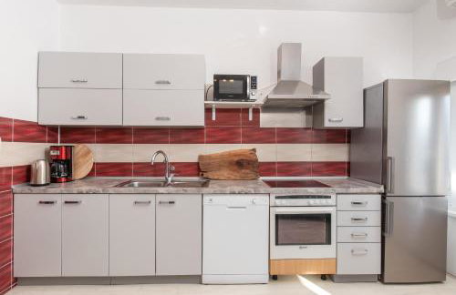 Luxury Villa Kristina with Heated Pool near Omis for 12 Guests - Foto 40