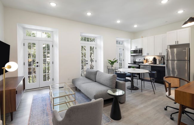 Sosuite at French Quarters - Rittenhouse Square - Photo 66