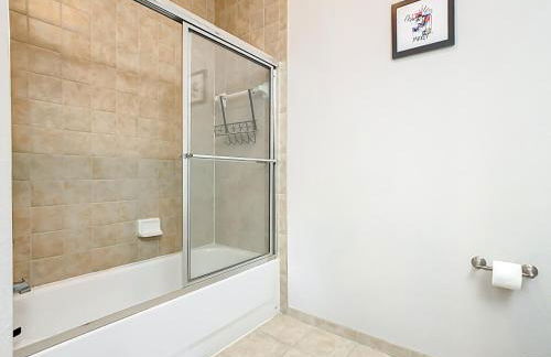 Themed 2BR Condo Near Disney + Resort Amenities - Foto 21