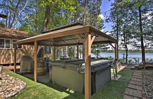 Loon Lake Lodge with Dock, Sauna and Hot Tub! - Foto 36