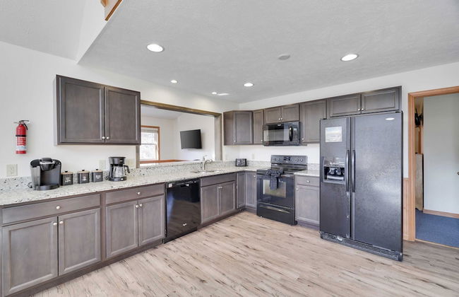 Sycamore Cove by Avantstay Hot Tub, Game Rooms - Foto 18