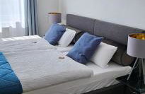 CASA8070 - Exklusive große Maisonette-Wohnung 91 qm für Familien, Gruppen, Geschäftsreisende, inklusive Parkplatz, WLAN, Kaffee und Tee, voll ausgestattet für 1 bis 9 Personen, zentrumsnah an der Autobahn A9 Ingolstadt-Süd - Photo 34