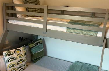 3BR, 6 min to central station, full kitchen - Foto 16