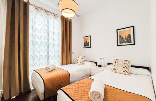 AZZ Sevilla Torre de la Plata Apartamentos - Photo 112