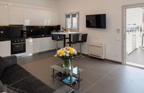 G & W Suites - Photo 41