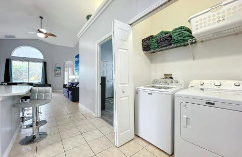 Beach Theme Vacation Pool Spa Home Mins to Disney - Foto 130