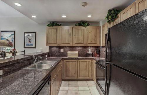 2Br- Arrowhead Village- Great Location And Gorgeous Condo Condo - Foto 8