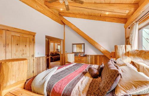 Scenic Payson Cabin! Fireplace and Wraparound Patio - Foto 15