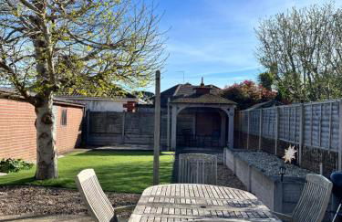 Seaside getaway 3 Bedrooms - Photo 12