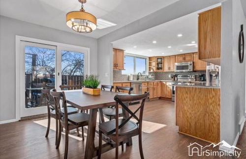 Spacious home w game room & firepit - Foto 8