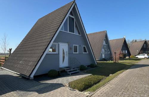 Nurdachhaus mit Blick ins Grüne- ruhige Lage nahe Yachthafen Fedderwardersiel - Foto 4