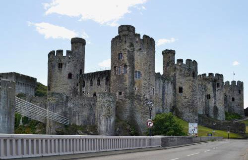 The Coach House - Hw7593 - Photo 14