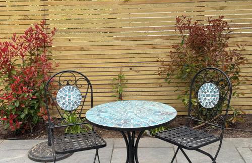 Studio with kitchen nestled lovely wooded cul du sac - Foto 23