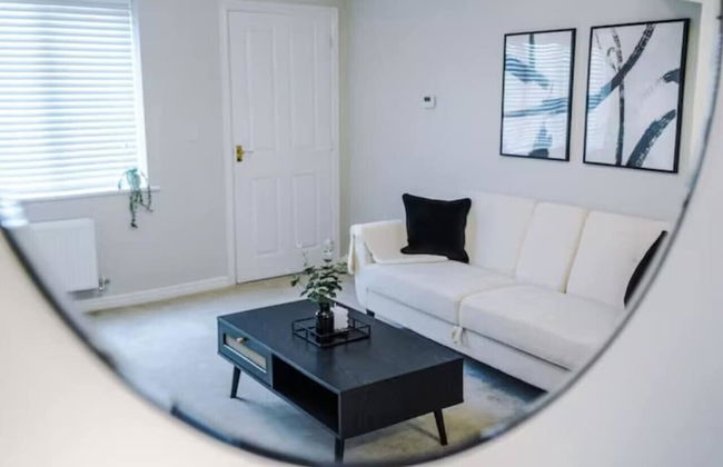 Lovely three bed home Manchester - Foto 19