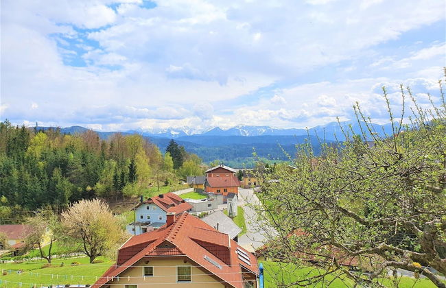 Apartment by Worthersee With Pool - Photo 38