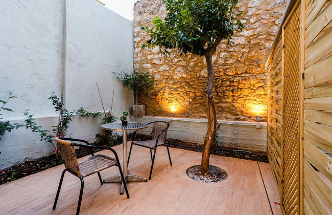 Uncover Kalamata s Hidden Gem - Cosy City Nest - Foto 1