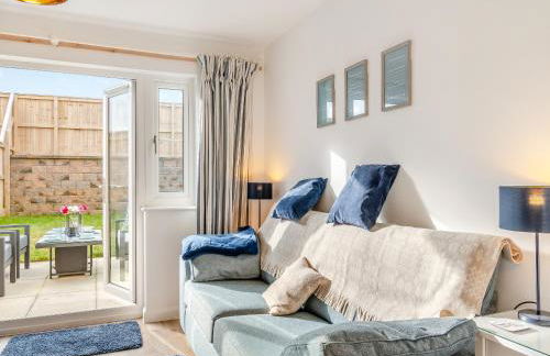 Blue Skies - Photo 4