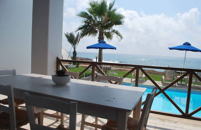 Sea Front Villa With Private Heated Pool, Quiet Area Paphos 322 - Foto 68