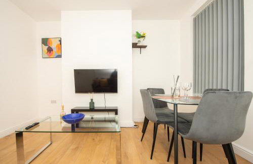 Modern 4 Bedroom House Sleeps 10 Free Parking Liverpool - Foto 45