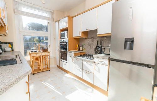 Riverview Upper Apartment - Foto 11