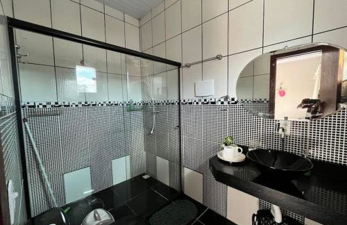 O MELHOR PREÇO - Suíte 5 min do Aeroporto - Photo 7