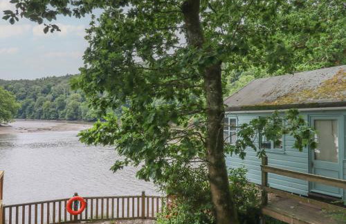 The Sharpham Boat House - Photo 26