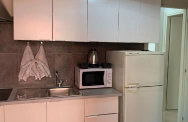 At Mollys metro A LucioSestio - Foto 7