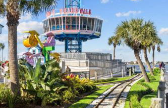 Seabrook 3BR Sleeps 10 w Backyard, Fire Pit Near Kemah - Foto 40