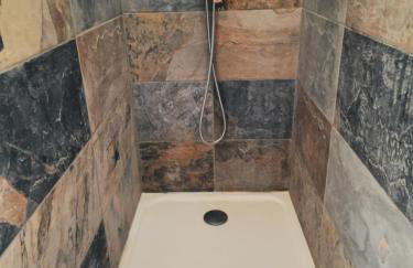 A l'ombre de l'olivier - Foto 30