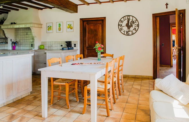 Villa in Bitvre With Garden - Foto 26