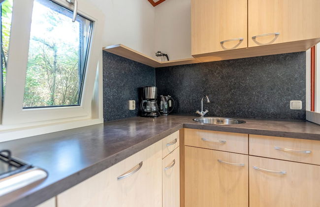 Family Chalet in Netherlands Holiday Park - Foto 5