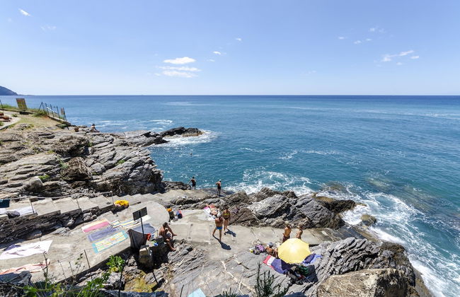 JOIVY Villa W/Superb View And Private Garden In Mulinetti - Photo 33