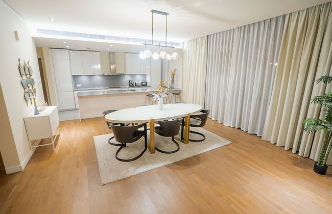 Nasma Luxury Stays - City Walk - Photo 53