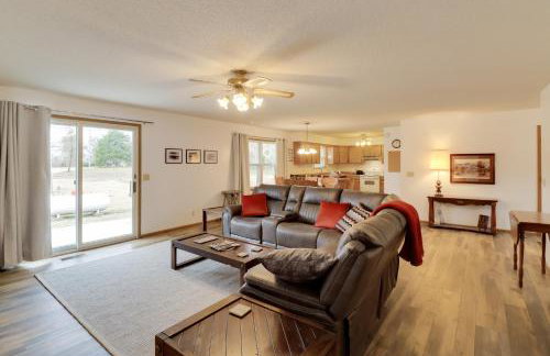 Henderson Home with Patio 1 Mi to Norfork Lake - Foto 4